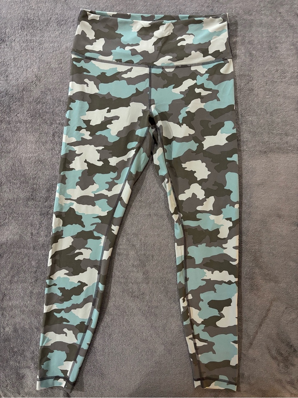 Lululemon High Rise Leggings Size 12 Camo Tidewater Teal Yoga Workout Pants